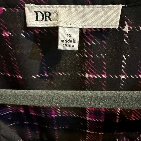 Daniel Rainn DR2 Mixed Media Tunic Top - Picture 8 of 9